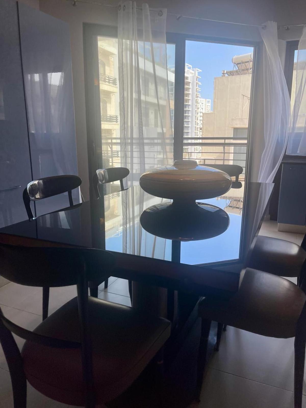 Aron Seaviews Apartment Sliema Exterior photo